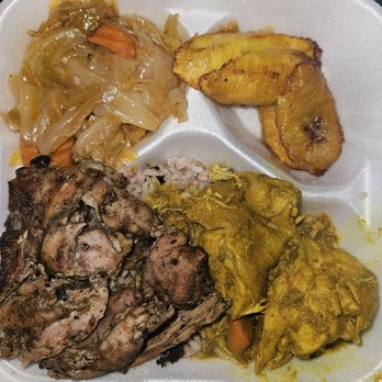 Barrington's Jamaican Kitchen - Caribbean Near Me - Bakersfield, California Barrington's Jamaican Kitchen - Caribbean Near Me - Bakersfield, California