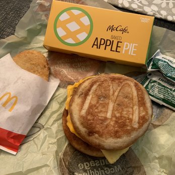 McDonald's - Bacon Egg Cheese McGriddle 6.15.22 - Fast Food Near Me - Yorba Linda, California