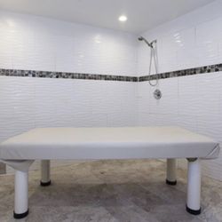 Smilers Day Spa - Table shower because who needs to stand in the shower?