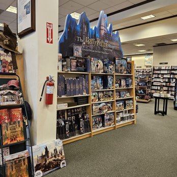 Barnes & Noble - Harry Potter - Bookstores Near Me - Valencia, California Barnes & Noble - Harry Potter - Bookstores Near Me - Valencia, California