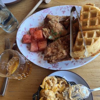 Yardbird Table & Bar - Chicken & Waffles Mac & Cheese - Southern Near Me - Miami Beach, Florida Yardbird Table & Bar - Chicken & Waffles Mac & Cheese - Southern Near Me - Miami Beach, Florida