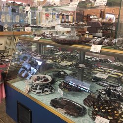 Star Valley Chocolates & Nougat - So many goodies!!