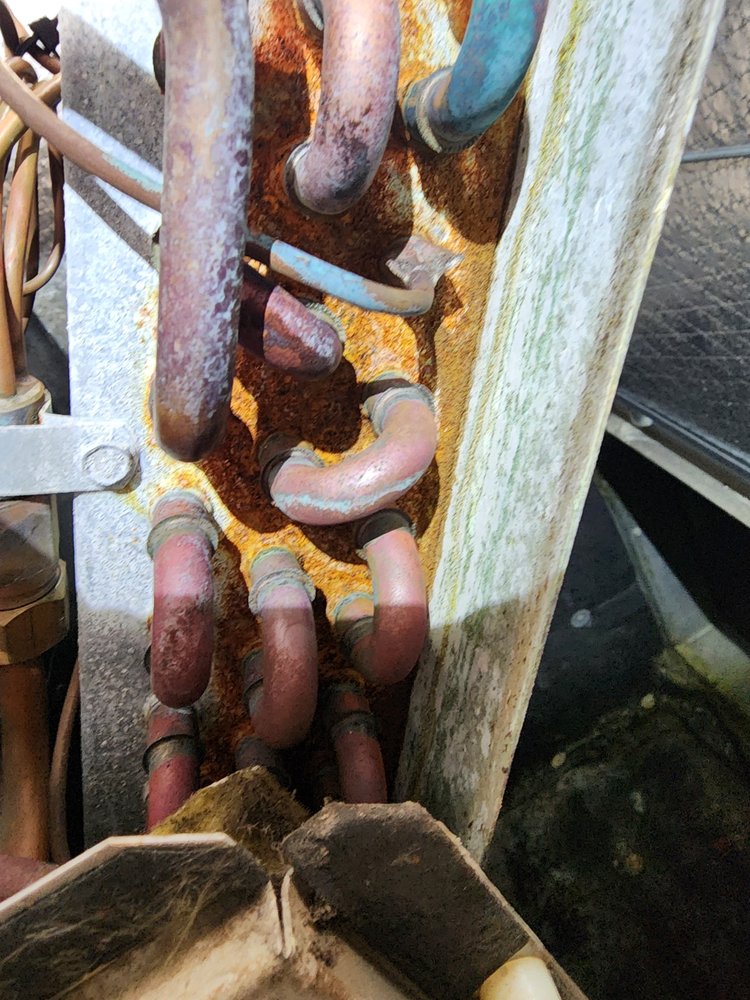 Slide of Claras Handymans services