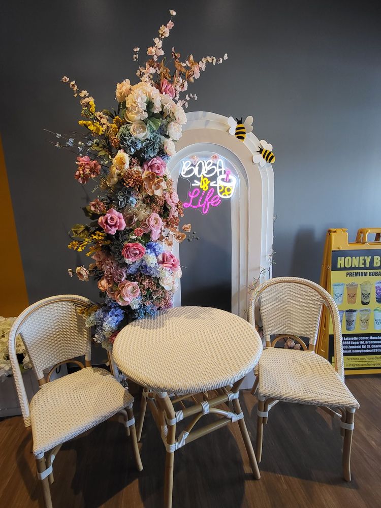 HONEY BEE TEA ST CHARLES Updated October 2024 41 Photos & 30