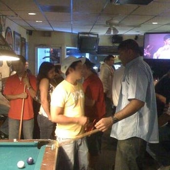 Skokie House - DJ E-dub (Yellow shirt) and Chacko - Dive Bars Near Me - Skokie, Illinois Skokie House - DJ E-dub (Yellow shirt) and Chacko - Dive Bars Near Me - Skokie, Illinois