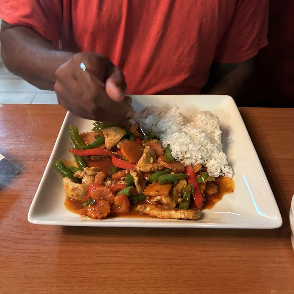 Noom Thai Bistro - Pad Ped - Thai Near Me - Jacksonville, Florida Noom Thai Bistro - Pad Ped - Thai Near Me - Jacksonville, Florida