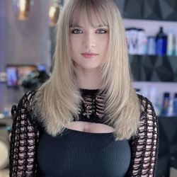 Volar Salon - Color and cut by Felix