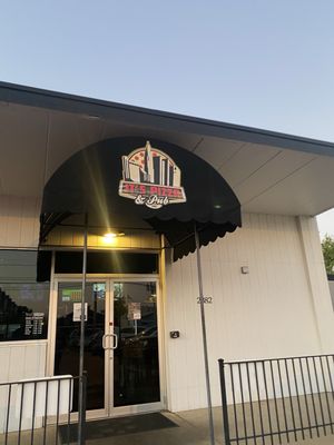 JT's Pizza & Pub - Linworth by null