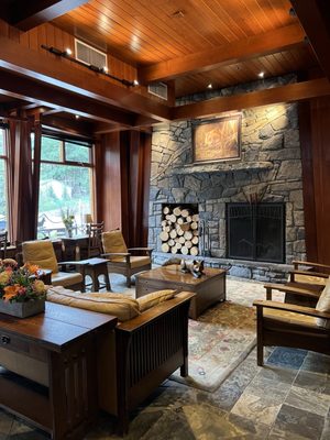 Fox Hotel & Suites by null