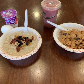 Hampton Inn San Marcos - yogurt, juice and milk was warm - Hotels Near Me - San Marcos, California