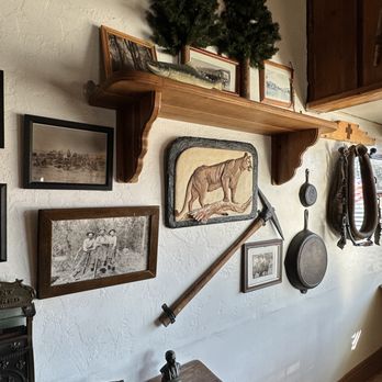 Totem Cafe - Breakfast & Brunch Near Me - Lone Pine, California Totem Cafe - Breakfast & Brunch Near Me - Lone Pine, California