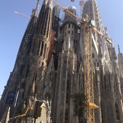 Yonan's Travel - Segrada Familia, Barcelona