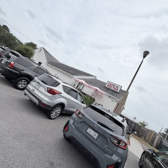 Cafe Nectar - Exterior - Food Trucks Near Me - Virginia Beach, Virginia