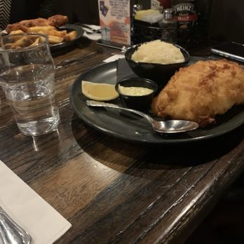 Hawk & Griffin - Pubs Near Me - Vienna, Virginia