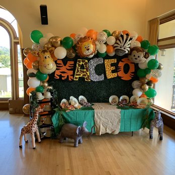 Party Popper Balloons - Safari theme balloons and backdrop - Balloon Services Near Me Party Popper Balloons - Safari theme balloons and backdrop - Balloon Services Near Me