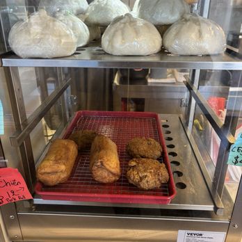 Amy's Bánh Mì  - Desserts Near Me - Hampton, Virginia