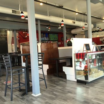 Sweet Roux - The interior - New American Near Me - Culpeper, Virginia