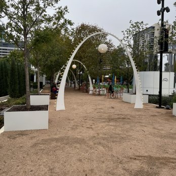 Klyde Warren Park - Parks Near Me - Dallas, Texas Klyde Warren Park - Parks Near Me - Dallas, Texas