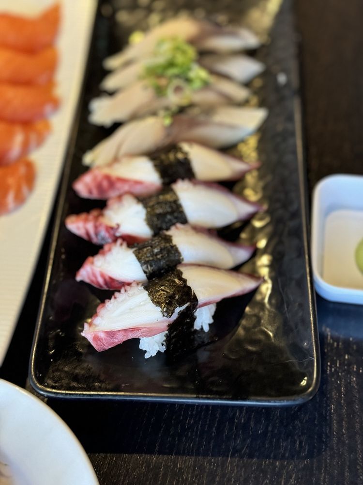 Hikari Sushi & Teppanyaki