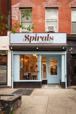 Spirals by null