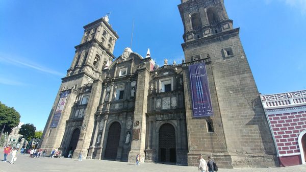 Catedral de Puebla by null