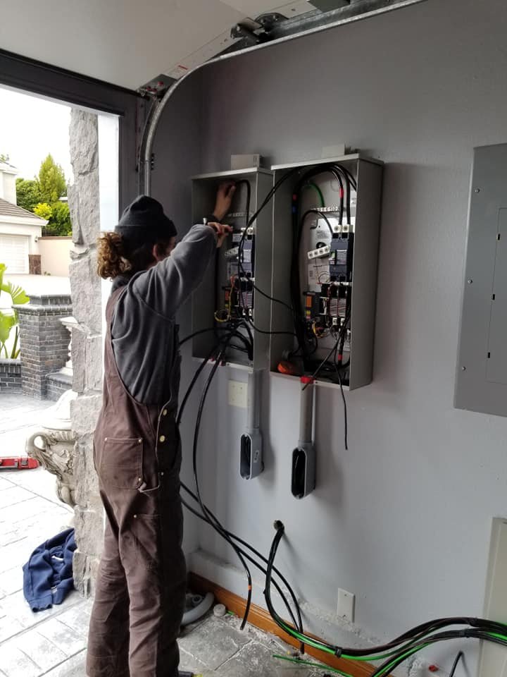 Slide of D'Angelo Construction