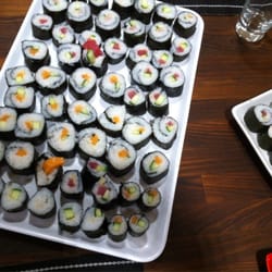 ZINNER - - Das lang ersehnte Ende und Highlight des Sushi-Kurses....mehr als genug zum Essen!
