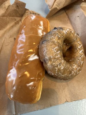 Dona Queen Donuts & Deli by null