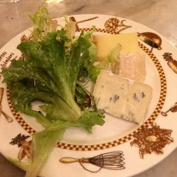 Le Bistrot de Lyon - Cheese plate - Brasseries Near Me - Lyon, 69