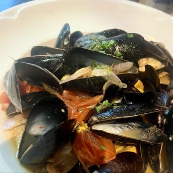 Valentina's - MUSSELS - Italian Near Me - Dublin, Ohio