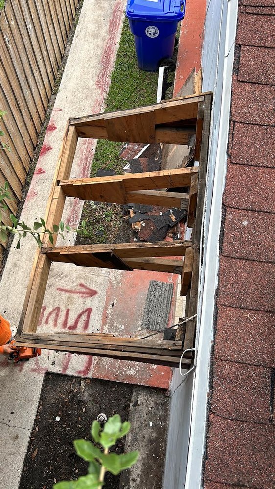 Slide of Fred Roofing Service