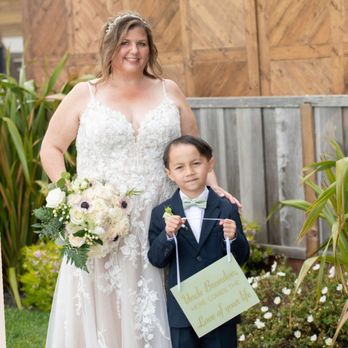 Fleurish With Flowers - My bouquet was gorgeous! - Floral Designers Near Me Fleurish With Flowers - My bouquet was gorgeous! - Floral Designers Near Me
