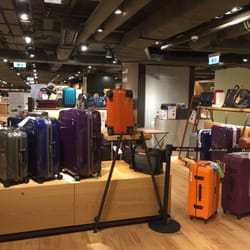 天仁喫茶趣 - It's in the Elite (1 floor down once you get in the mall from the subway). If you see this, you are very close to the TenRen's.