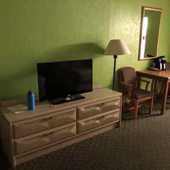 The Retro Inn - Not sure that green is the exact retro color but it works. - Hotels Near Me - Cortez, Colorado The Retro Inn - Not sure that green is the exact retro color but it works. - Hotels Near Me - Cortez, Colorado