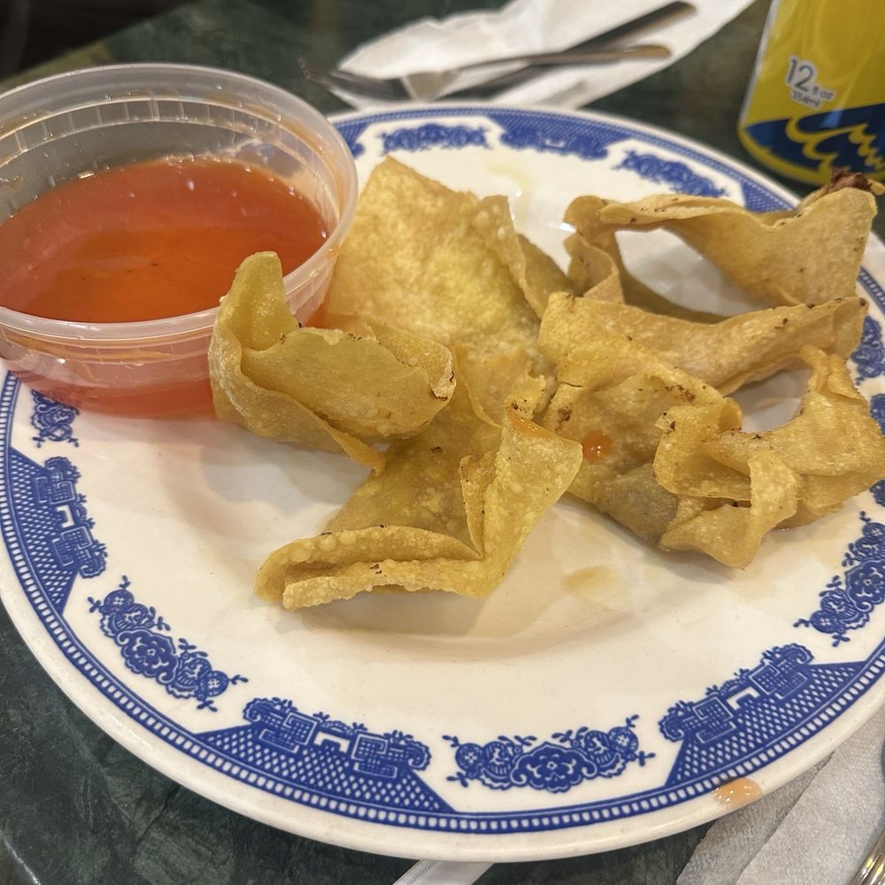 Caravan Chicken - Fried wontons - Latin American Near Me - Astoria, New York Caravan Chicken - Fried wontons - Latin American Near Me - Astoria, New York