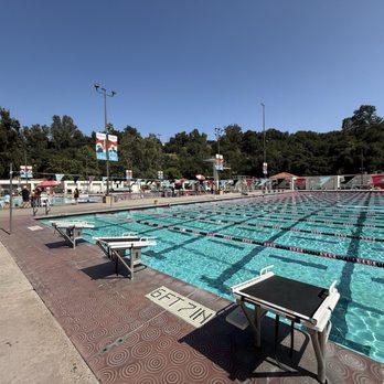 Rose Bowl Aquatics Center - Swimming Lessons/Schools Near Me - Pasadena, California Rose Bowl Aquatics Center - Swimming Lessons/Schools Near Me - Pasadena, California