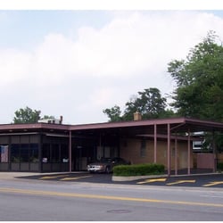 Homewood Drive In Cleaners - Nice little shop. Looks like it's name. U drive-in!