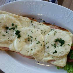 Restaurant Route 24 - Toast Hawaii