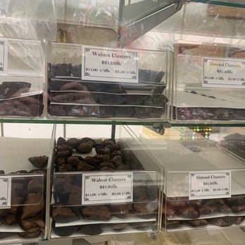 Lee Sims Chocolates - Chocolate by the pound - Chocolatiers & Shops Near Me - Jersey City, New Jersey