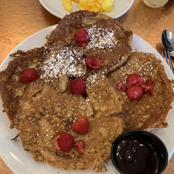 Another Broken Egg Cafe - Croissant French toast - Breakfast & Brunch Near Me - Pensacola, Florida