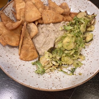 Fire & Grain - white bean hummus app - Breakfast & Brunch Near Me - Hershey, Pennsylvania