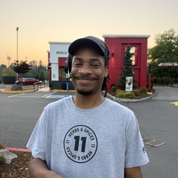 KFC - Russell - Fast Food Near Me - Bellevue, Washington