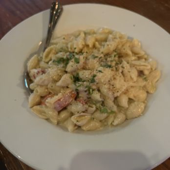 Max Gill and Grill - Maine Lobster Macaroni and Cheese - Seafood Near Me - Denver, Colorado
