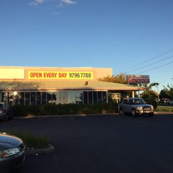 Food Star - Seriously need a renovation ASAP!