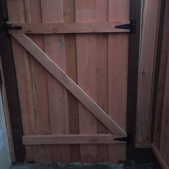 Delamore Fencing - Side gate - Fences & Gates Near Me - San Jose, California