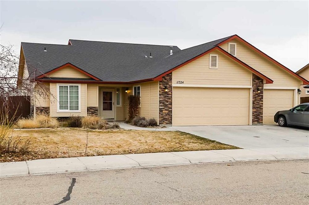 MICHELE WOODS KELLER WILLIAMS Updated October 2024 25 Photos