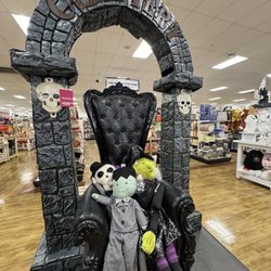 HomeGoods