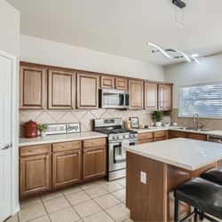Home Staging Texas - 3225 Long Day Dr., Austin 78754
Staged -
Kitchen