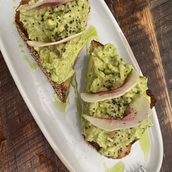 Le Chick - Avocado toast - Cocktail Bars Near Me - Miami, Florida Le Chick - Avocado toast - Cocktail Bars Near Me - Miami, Florida