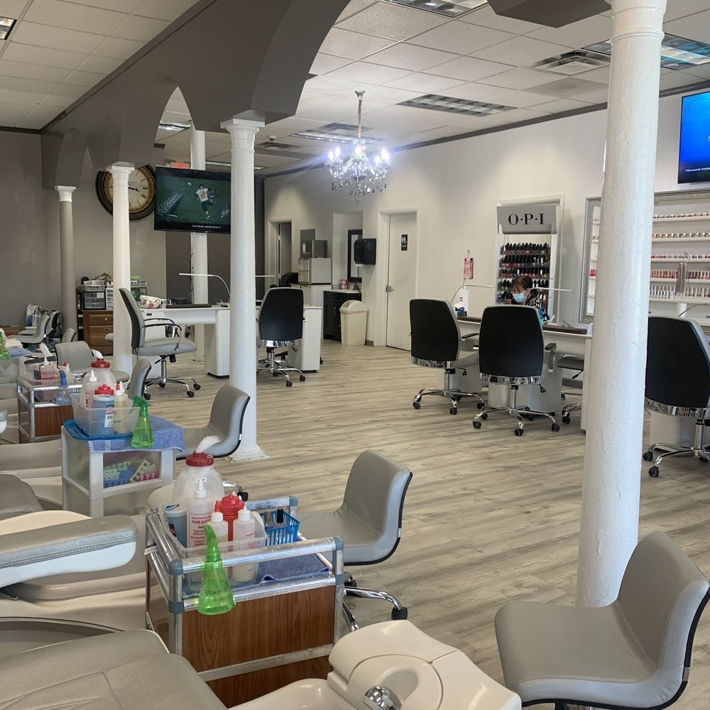 Pedicure stations